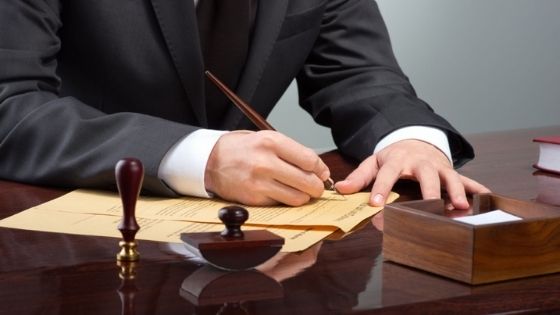 How to Become a Tax Attorney
